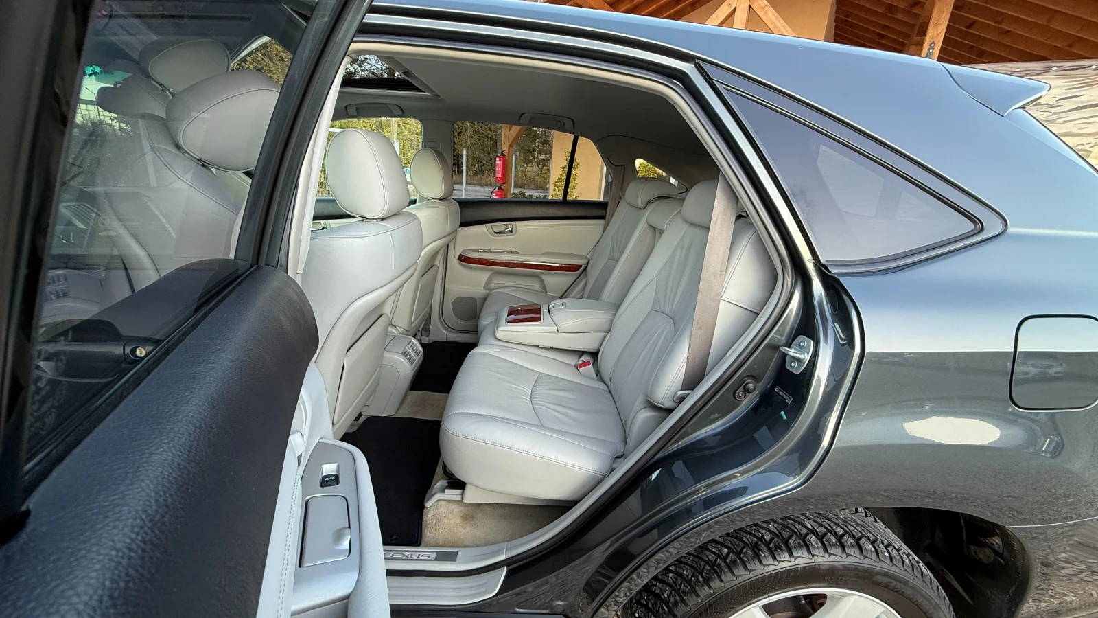 Lexus RX 350 RX350-276кс-ПРУЖИНИ-NAVI-КОЖА-ПОДГРЕВ-КСЕНОН-EURO4 | Mobile.bg — изображение 17