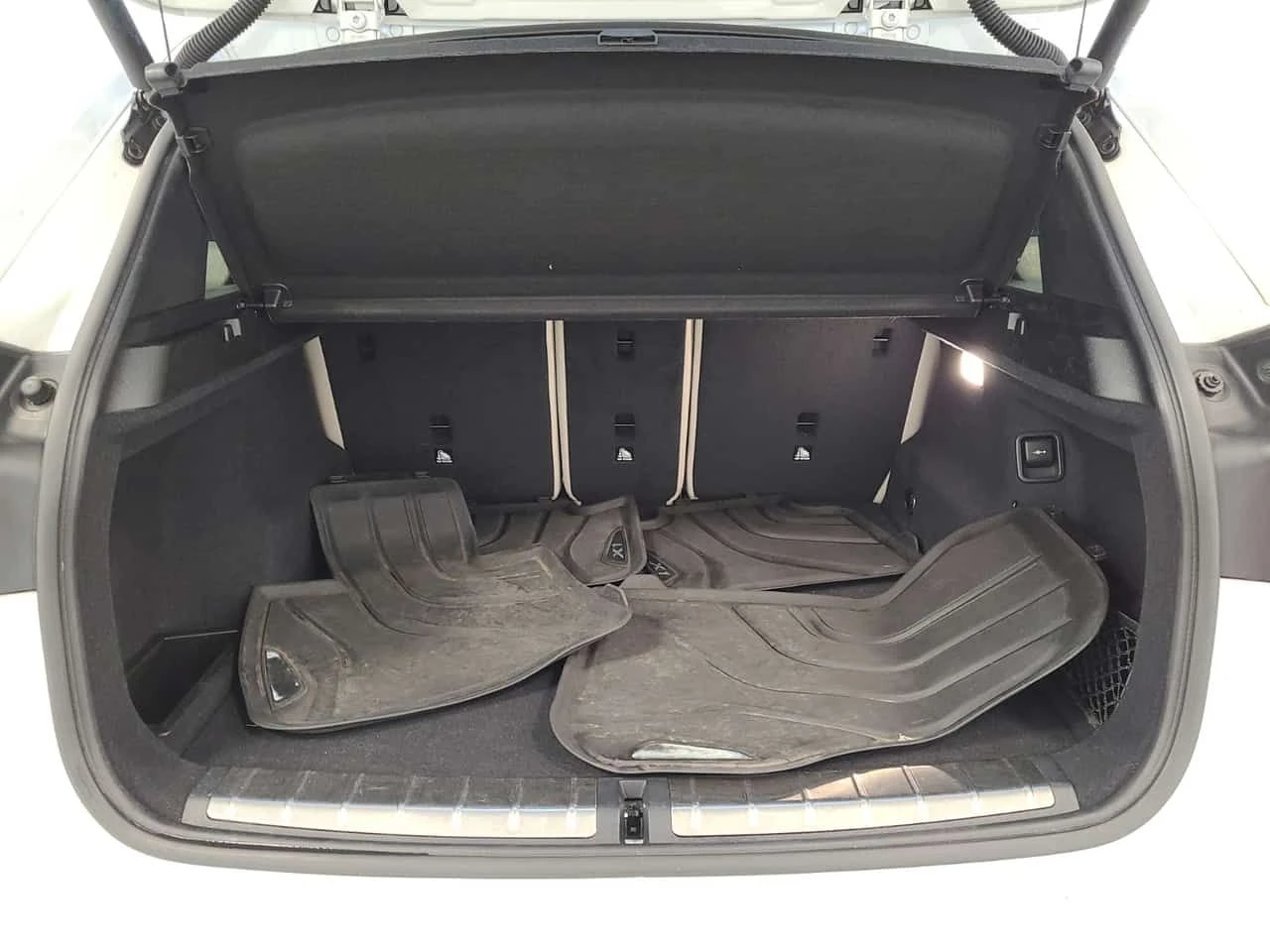 BMW X1 * XDRIVE28I | PANO | �������� | CARFAX | Mobile.bg � ����������� 16