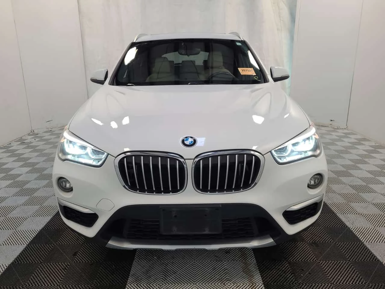 BMW X1 * XDRIVE28I | PANO | �������� | CARFAX | Mobile.bg � ����������� 7