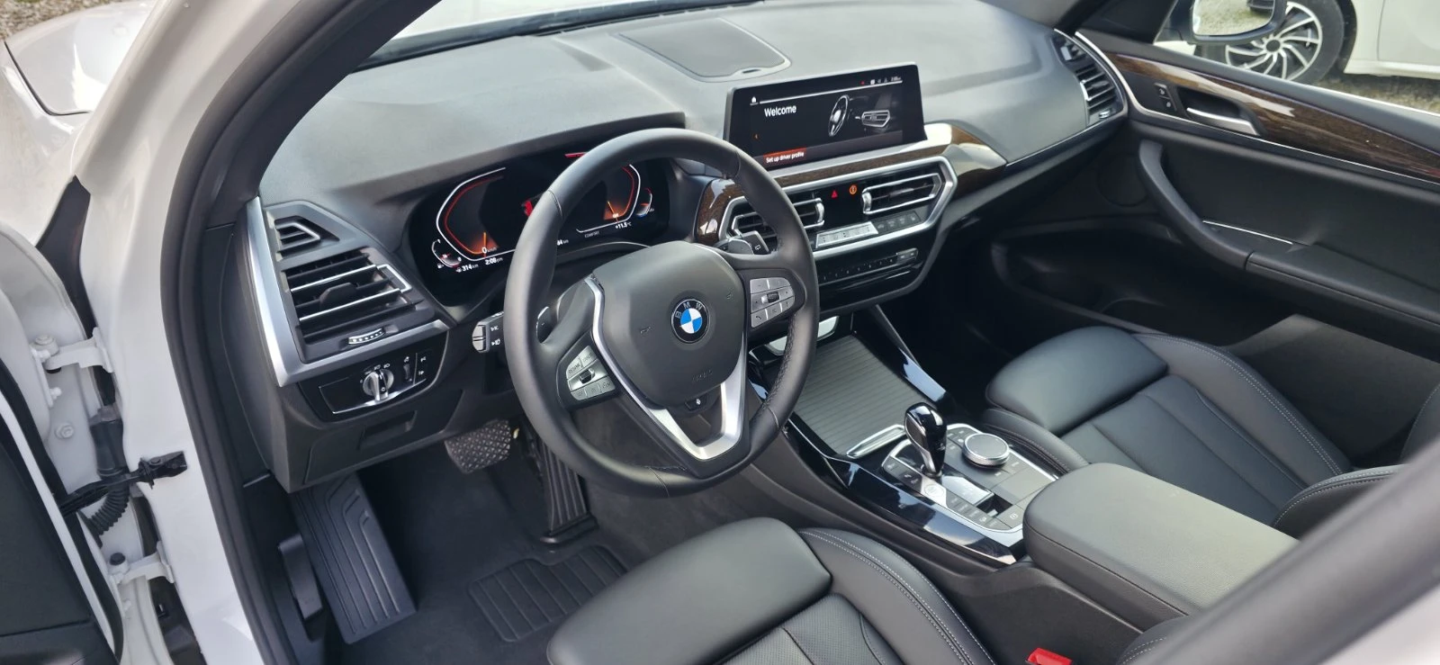 BMW X3 3.0i xDrive ЧИСТО НОВА ЛИЗИНГ, снимка 8 - Автомобили и джипове - 53762029