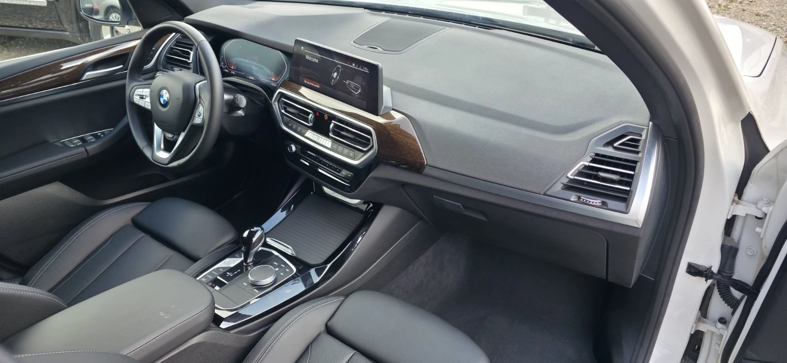 BMW X3 3.0i xDrive ЧИСТО НОВА ЛИЗИНГ, снимка 10 - Автомобили и джипове - 53762029