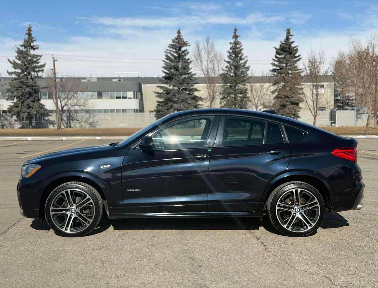 BMW X4 * xDrive28i * CARFAX * Шибедах * M пакет * , снимка 2 - Автомобили и джипове - 53953847
