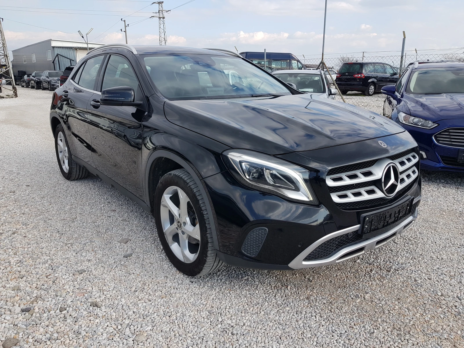 Mercedes-Benz GLA 200 D FACELIFT EURO 6B ИТАЛИЯ , снимка 3 - Автомобили и джипове - 53987247