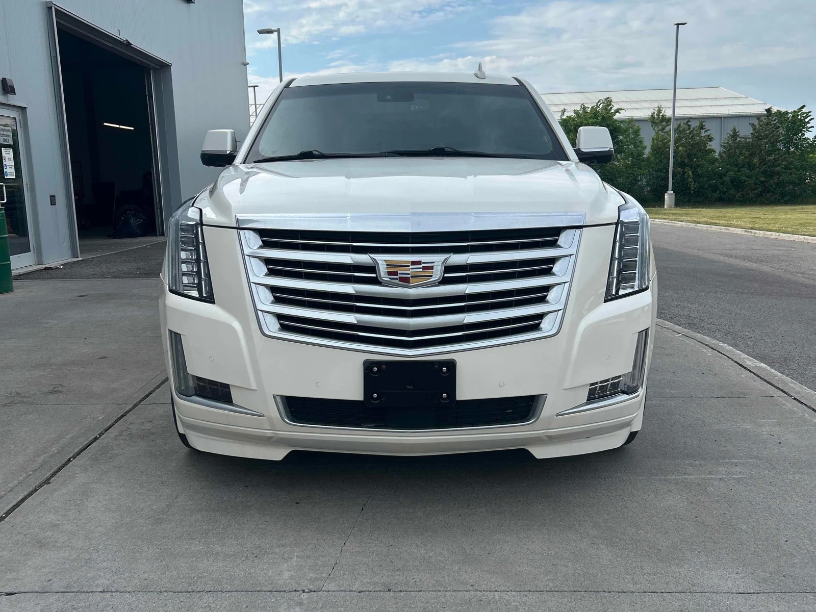 Cadillac Escalade PLATINUM * * CARFAX * * АВТО КРЕДИТ * * , снимка 2 - Автомобили и джипове - 55164902
