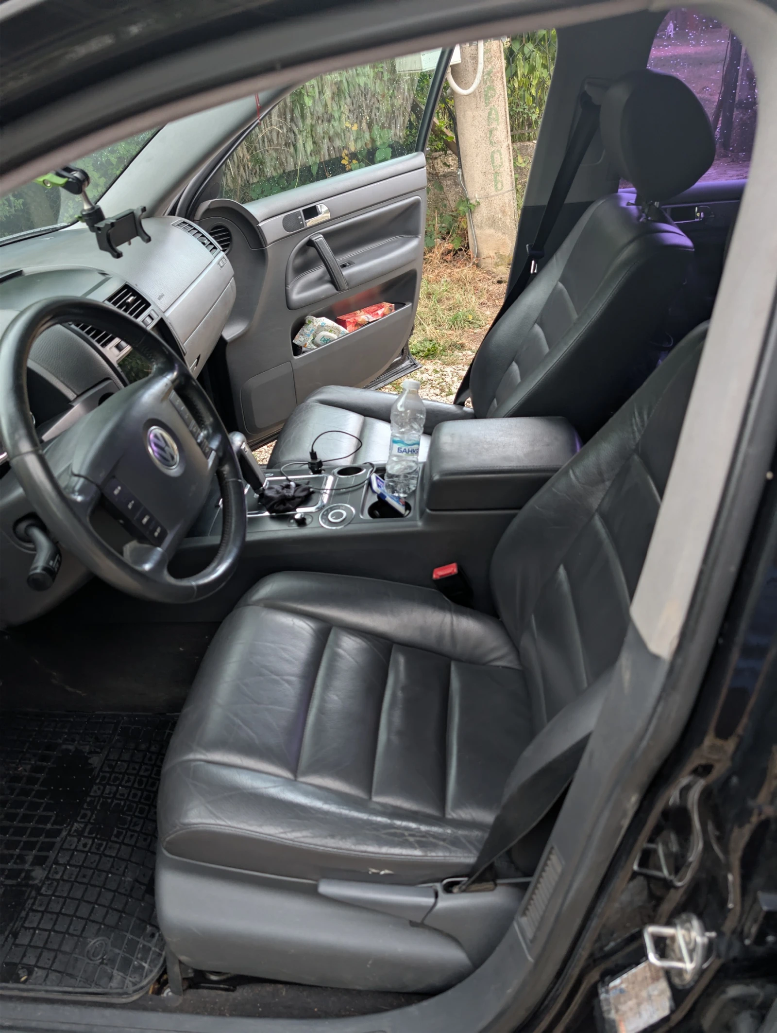 VW Touareg 3.0 V6 TDI, снимка 9 - Автомобили и джипове - 55535840