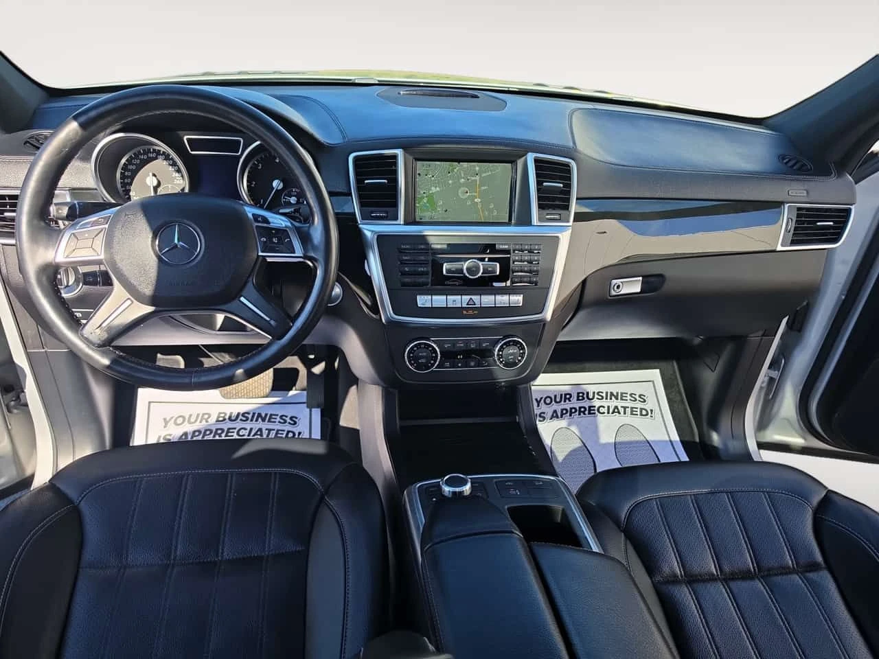 Mercedes-Benz GL 4MATIC 4dr 350 BlueTEC  CARFAX, снимка 8 - Автомобили и джипове - 55680892