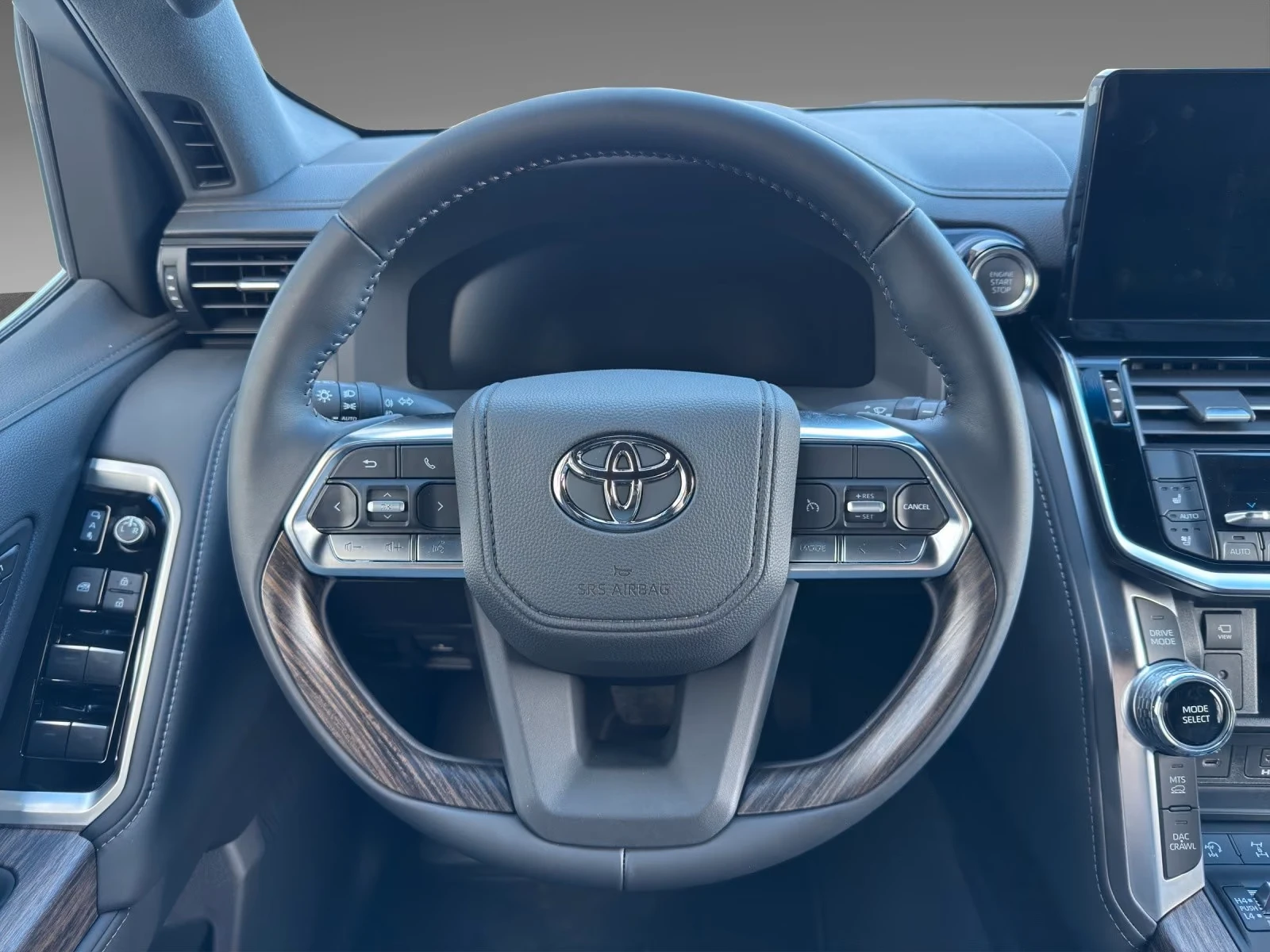 Toyota Land cruiser 300-VX* 6+ 1* TV* DISTR* MEMORY* 360CAM* KEYLESS, снимка 9 - Автомобили и джипове - 55689533