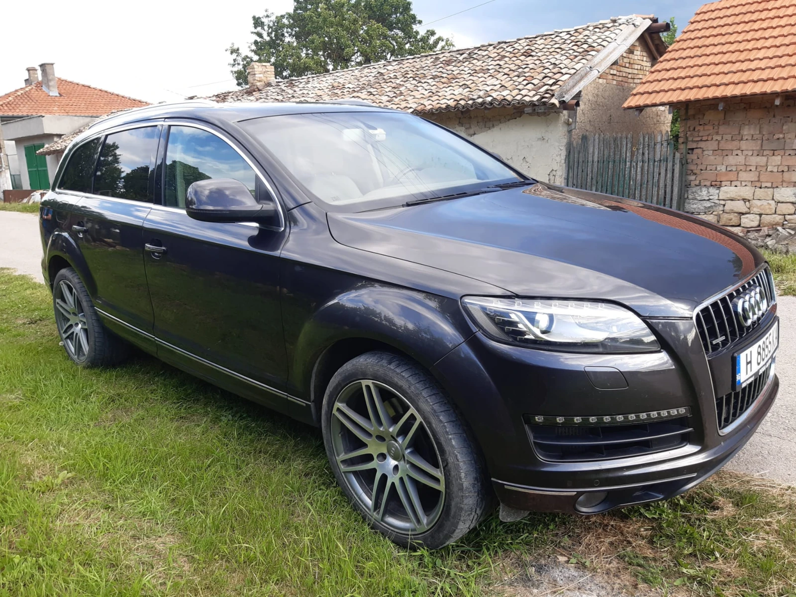 Audi Q7 EXCLUSIVE 7 МЕСТА, снимка 3 - Автомобили и джипове - 55710293