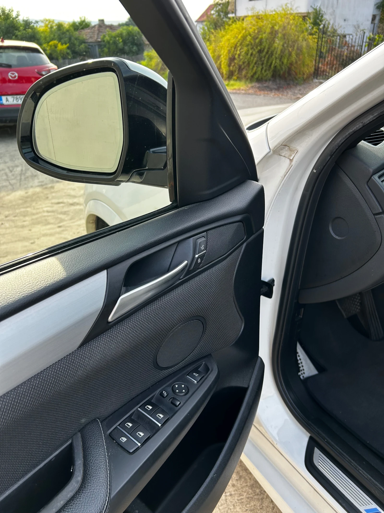 BMW X4 2.0 D, X-DRIVE, APPLE-CAR PLAY, снимка 11 - Автомобили и джипове - 55791115