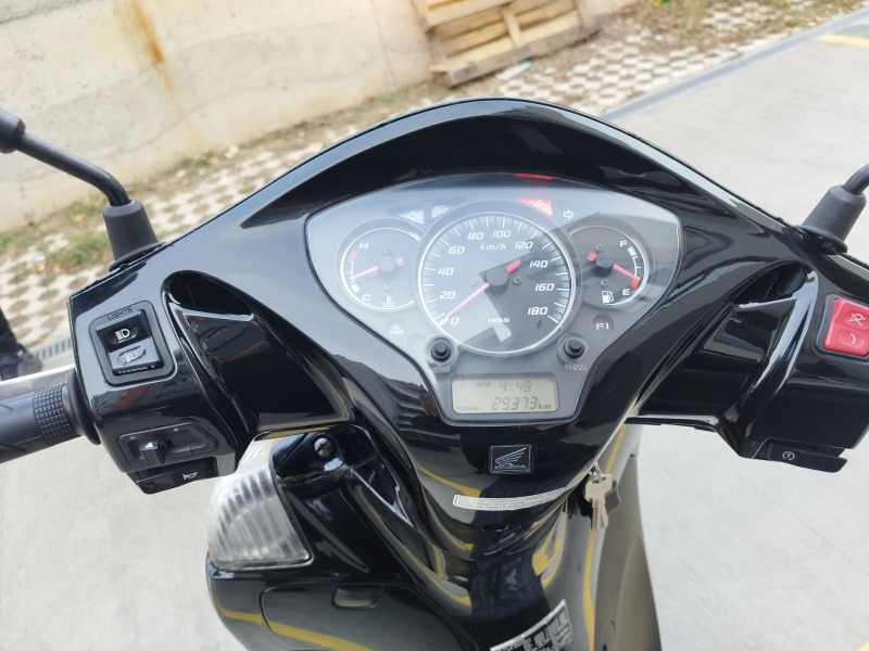 Honda Sh 300i, снимка 7 - Мотоциклети и мототехника - 46289758