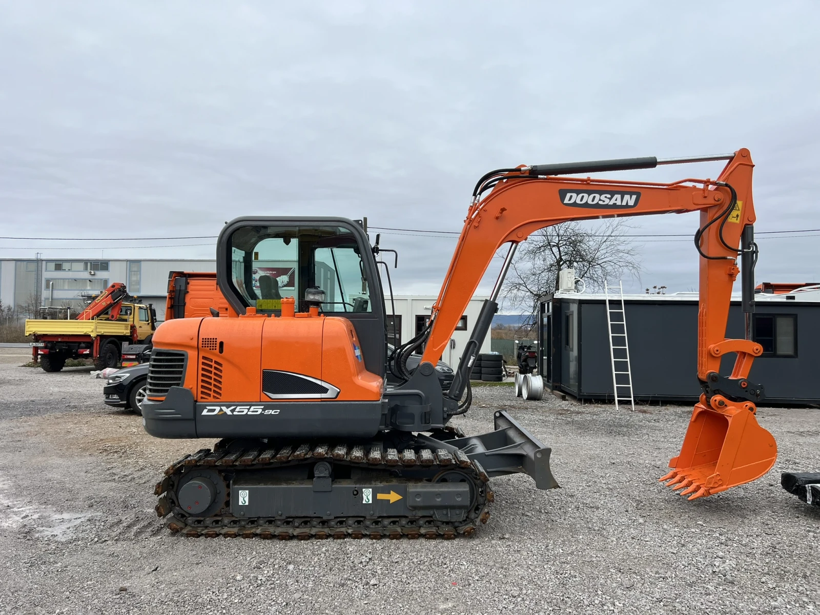 Багер DOOSAN DX55-9C, 2523h, 5.5 ton - изображение 3