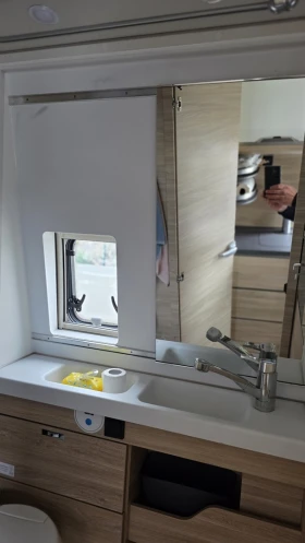 ������ Knaus BOXLIFE PRO 600 STREET 60 YEARS KNAUS | Mobile.bg � ����� ������ 7