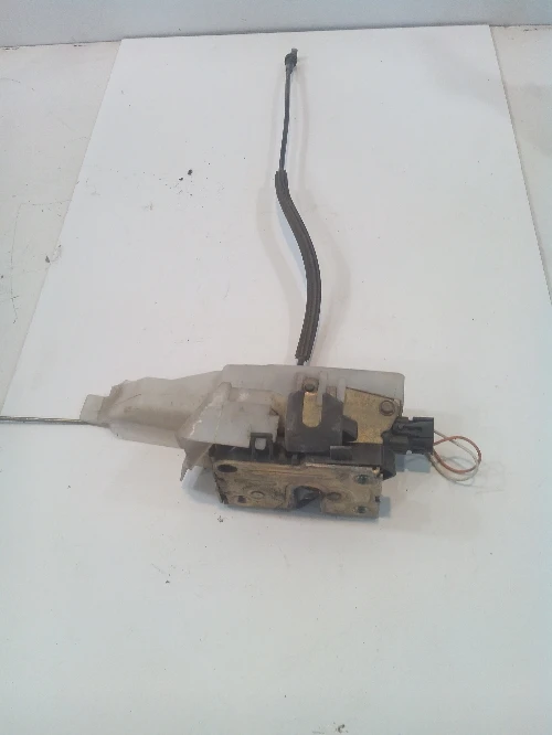 Брава врата предна дясна Рено Клио