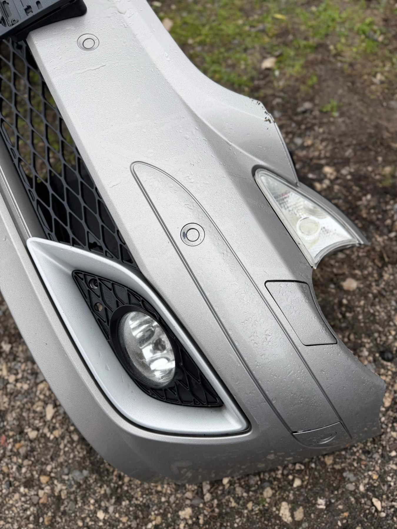 Предна броня Mercedes R Class, снимка 7 - Части - 55125067