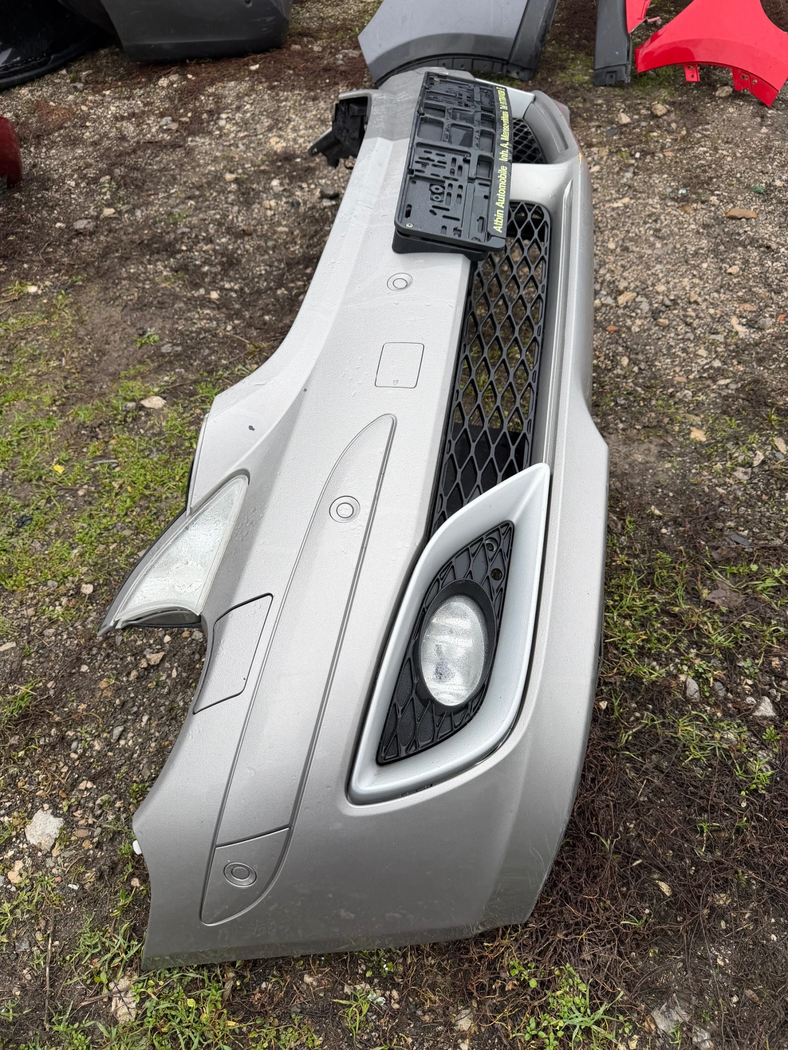 Предна броня Mercedes R Class, снимка 2 - Части - 55125067