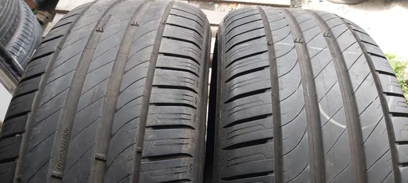 Гуми Летни 235/55R17, снимка 3 - Гуми и джанти - 34096614