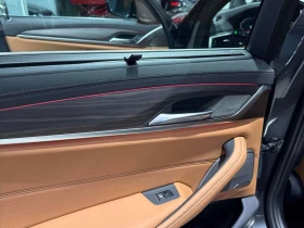 BMW 540 540i xDrive  CARFAX, снимка 13