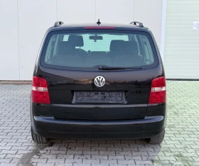 VW Touran 2.0TDI 7Местна, снимка 4