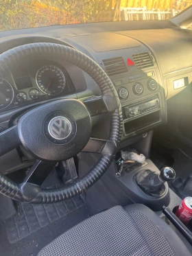 VW Touran 2.0 100 киловата цяла эа части , снимка 7