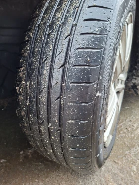 Toyota Avensis - 2650 € / 5182.95 лв. - 48661351 13