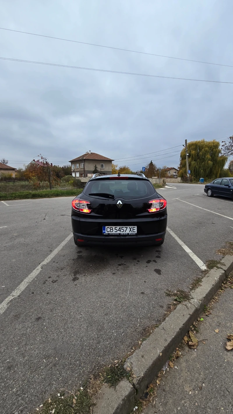 Renault Megane, снимка 4 - Автомобили и джипове - 47835238