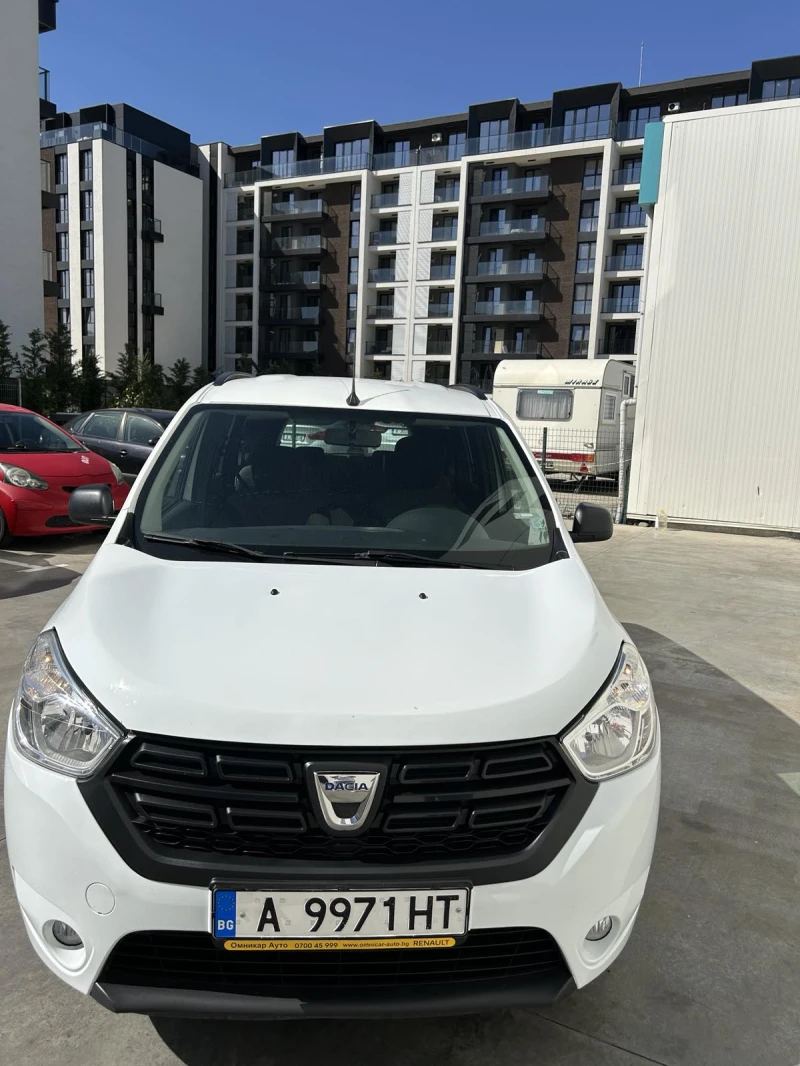 Dacia Lodgy, снимка 3 - Автомобили и джипове - 48537622