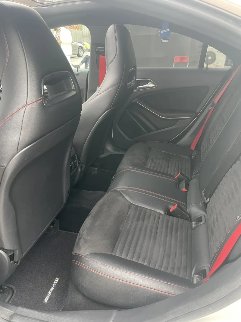 Mercedes-Benz CLA 45 AMG ТОП КАТО НОВА, снимка 11 - Автомобили и джипове - 51947800
