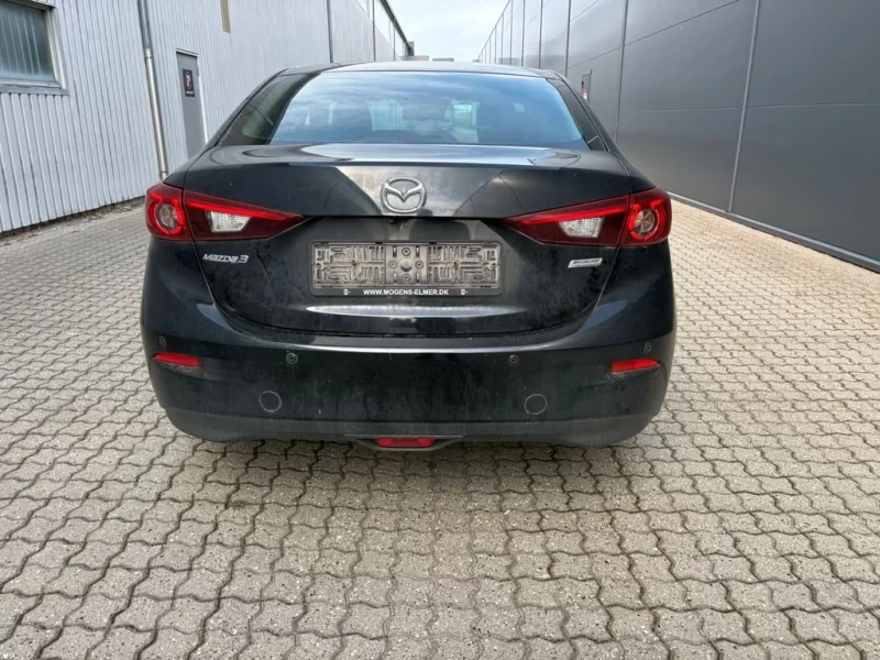 Mazda 3 2.0 Skyactive-G 120 Automatik, снимка 6 - Автомобили и джипове - 52260535