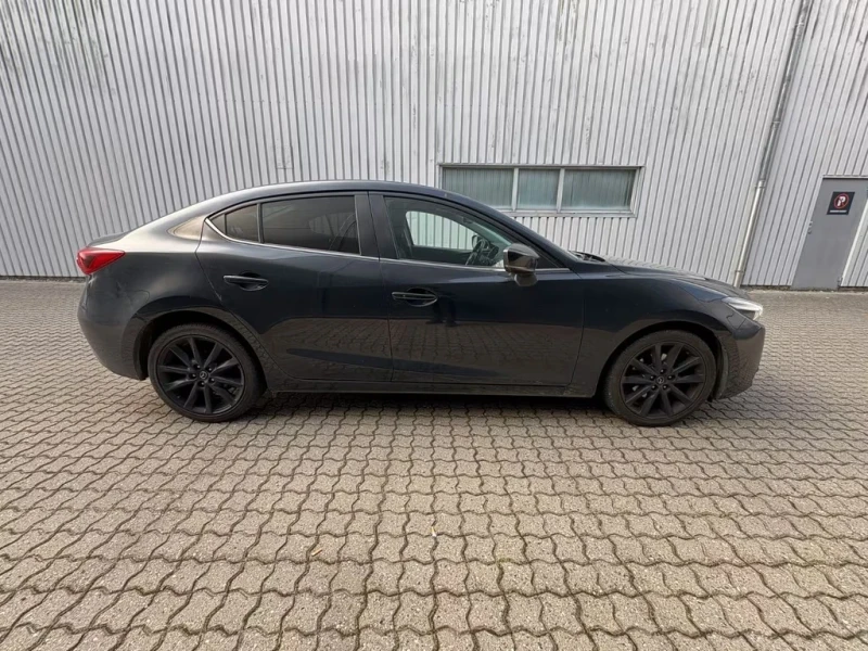 Mazda 3 2.0 Skyactive-G 120 Automatik, снимка 9 - Автомобили и джипове - 52260535
