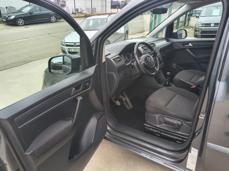 VW Caddy Maxi TGI metan, снимка 10 - Автомобили и джипове - 52681902