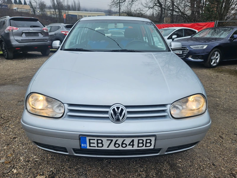 VW Golf 1.6 ПЕРФЕКТЕН НИКАКВИ РЪЖДИ ТОП СЪСТОЯНИЕ 