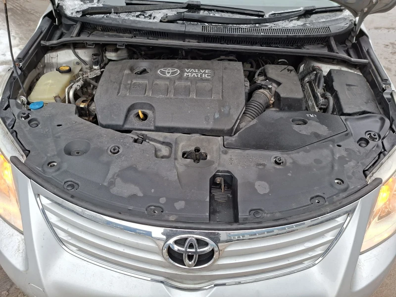 Toyota Avensis, снимка 10 - Автомобили и джипове - 53266192