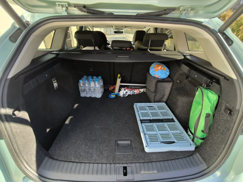 Skoda Enyaq iV60 в гаранция, снимка 2 - Автомобили и джипове - 53557020