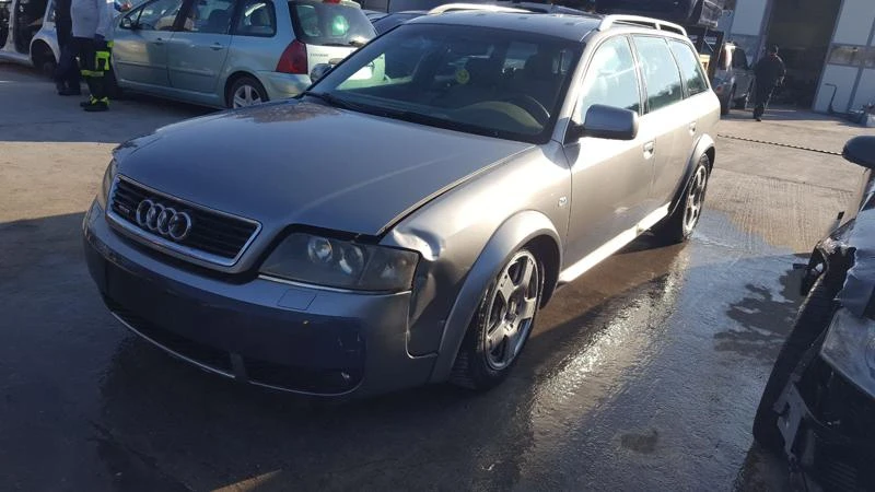 Audi A6 Allroad 2.5 TDI, снимка 6 - Автомобили и джипове - 30917670