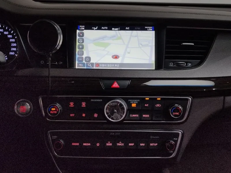 Kia K7 2.4 GDI LIMITED, снимка 14 - Автомобили и джипове - 55558917
