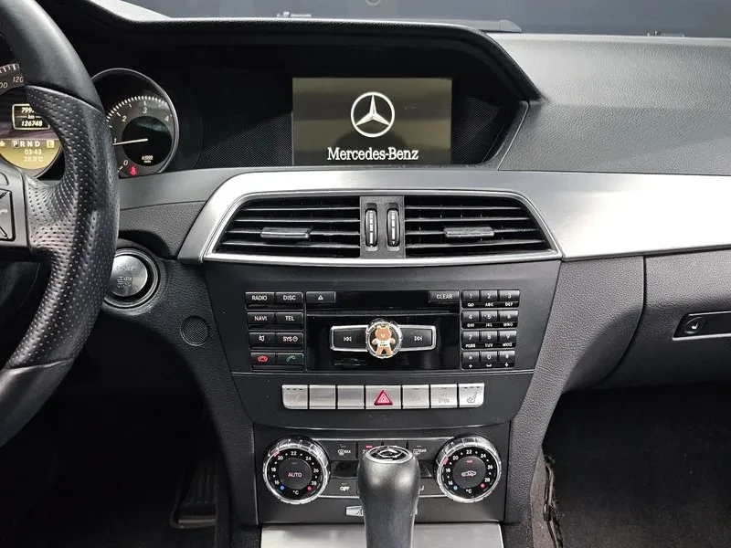Mercedes-Benz C 220 CDI Avantgarde - САМО 30% АВАНС!, снимка 14 - Автомобили и джипове - 55986500