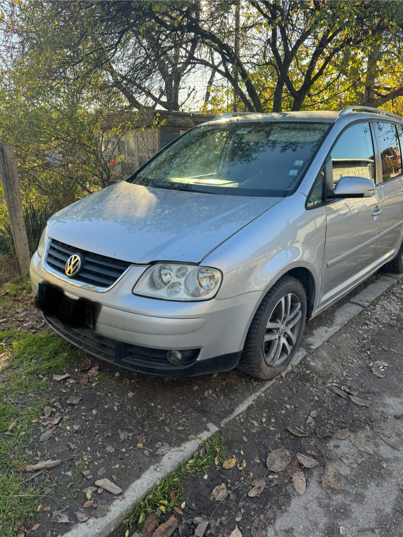 VW Touran 2.0 100 киловата цяла эа части , снимка 1