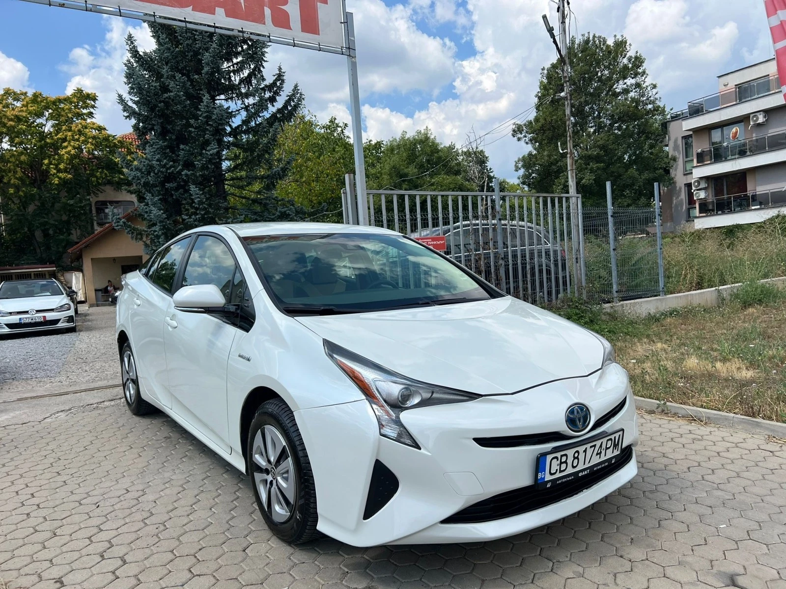 Toyota Prius 1.8HYBRID - изображение 4