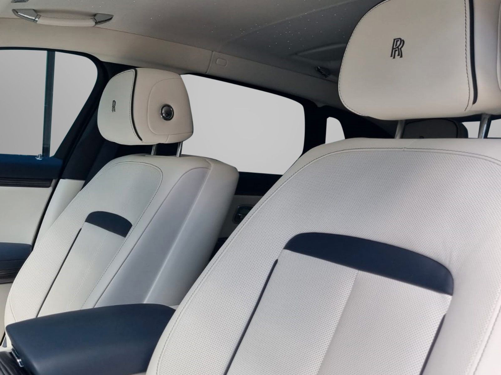 Rolls-Royce Ghost EWB = NEW= Bespoke Interior Гаранция - изображение 7