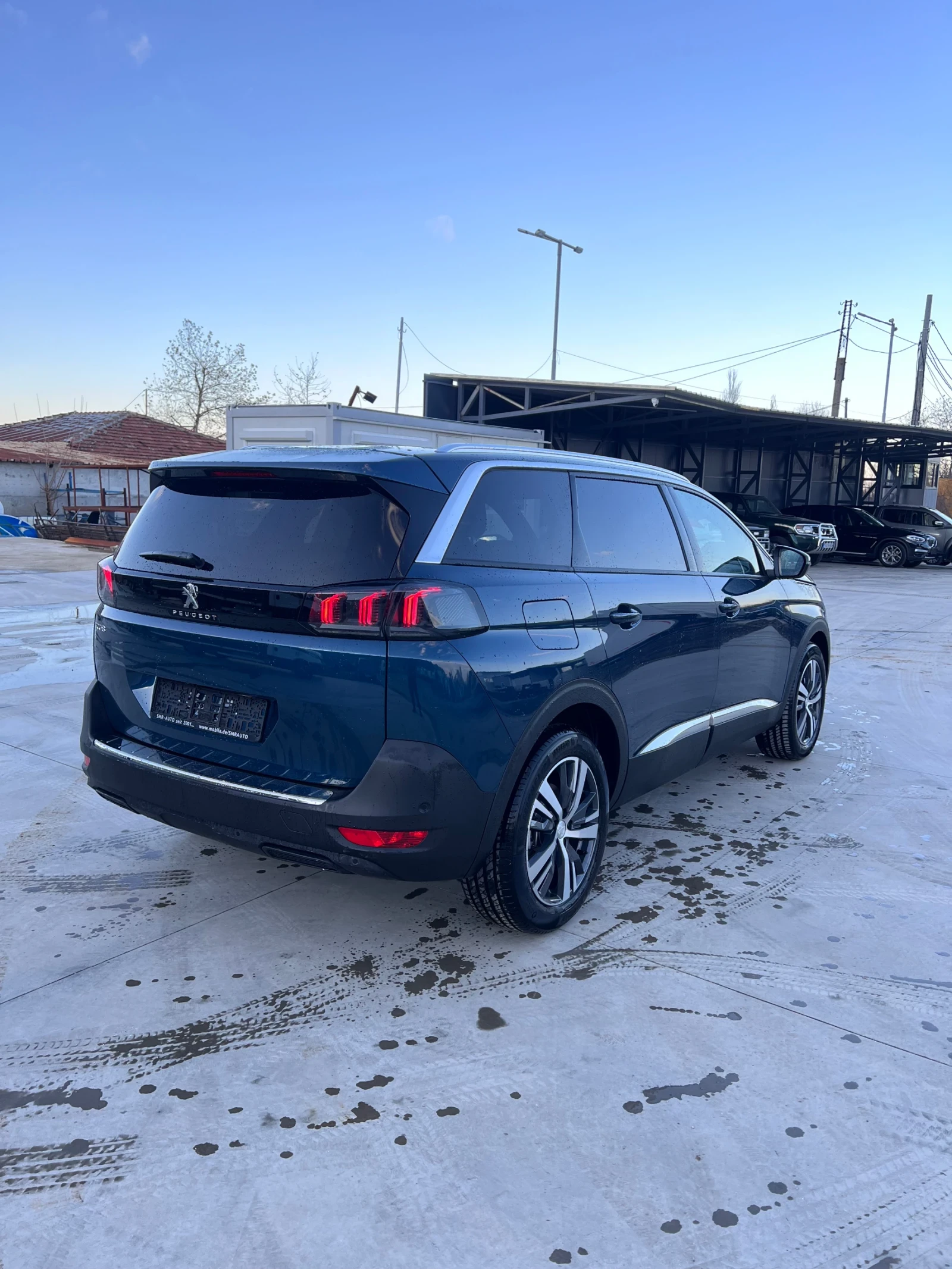 Peugeot 5008 Hybrid, 9000km, 7 места full  - изображение 4