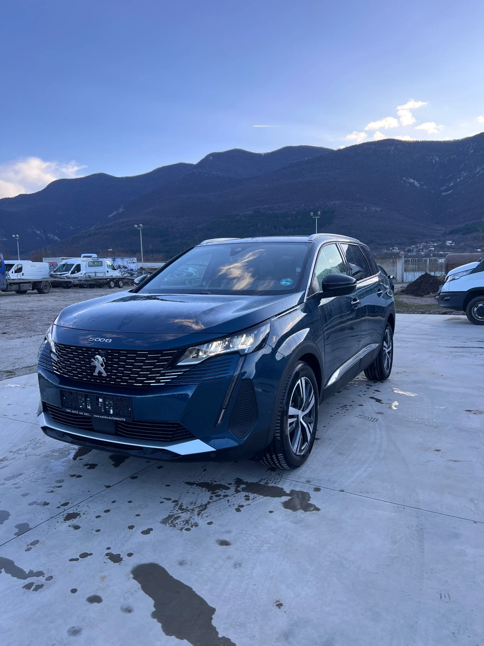 Peugeot 5008 Hybrid, 9000km, 7 места full  - изображение 2