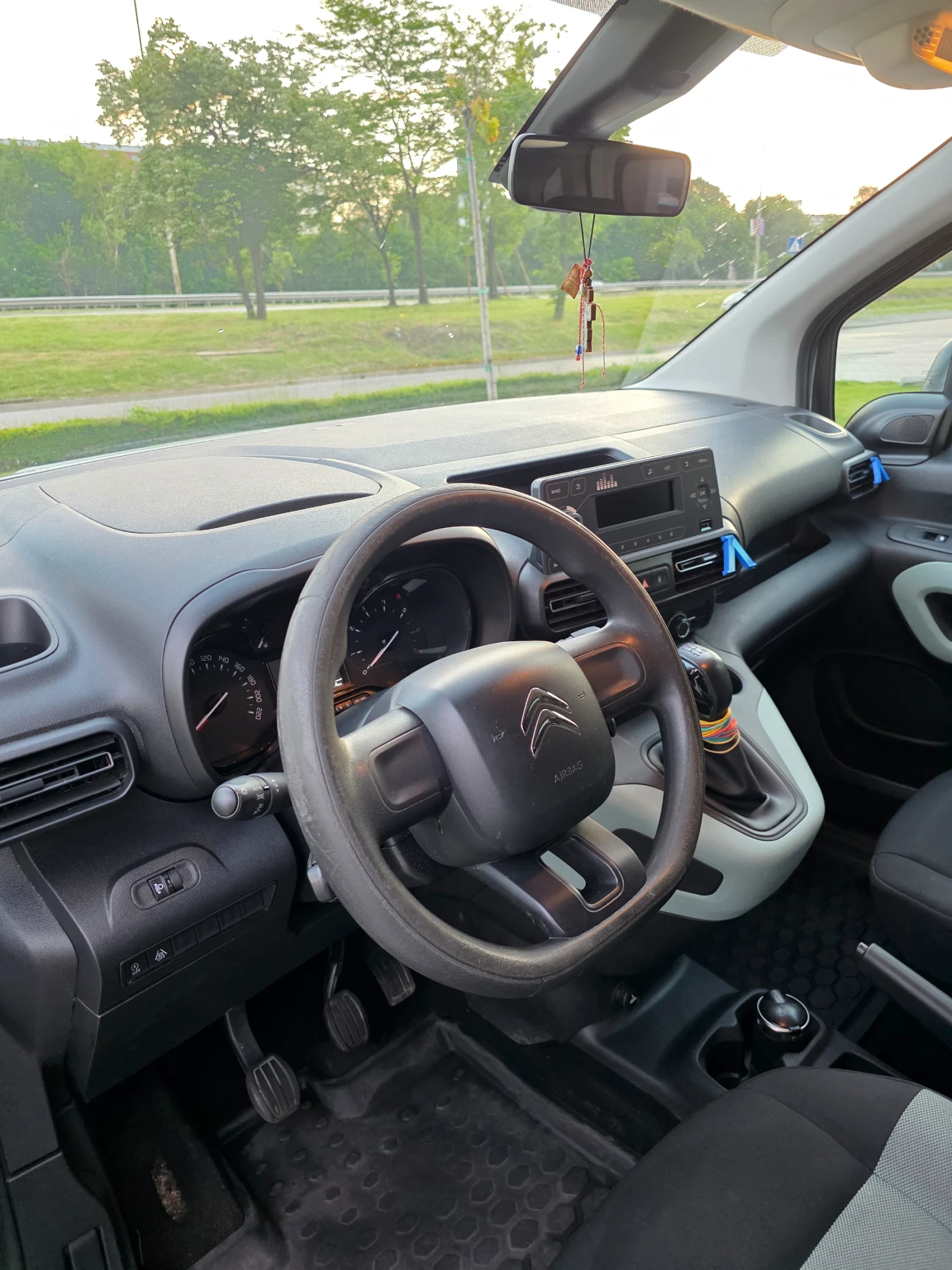 Citroen Berlingo 1.5HDI 75HP N1 - изображение 2
