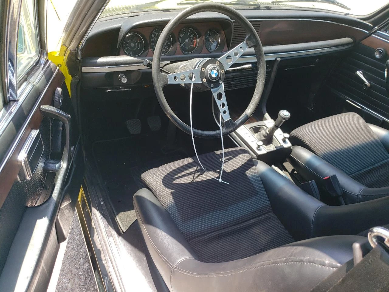 BMW 315 1973 BMW 3.0 CSI - изображение 9