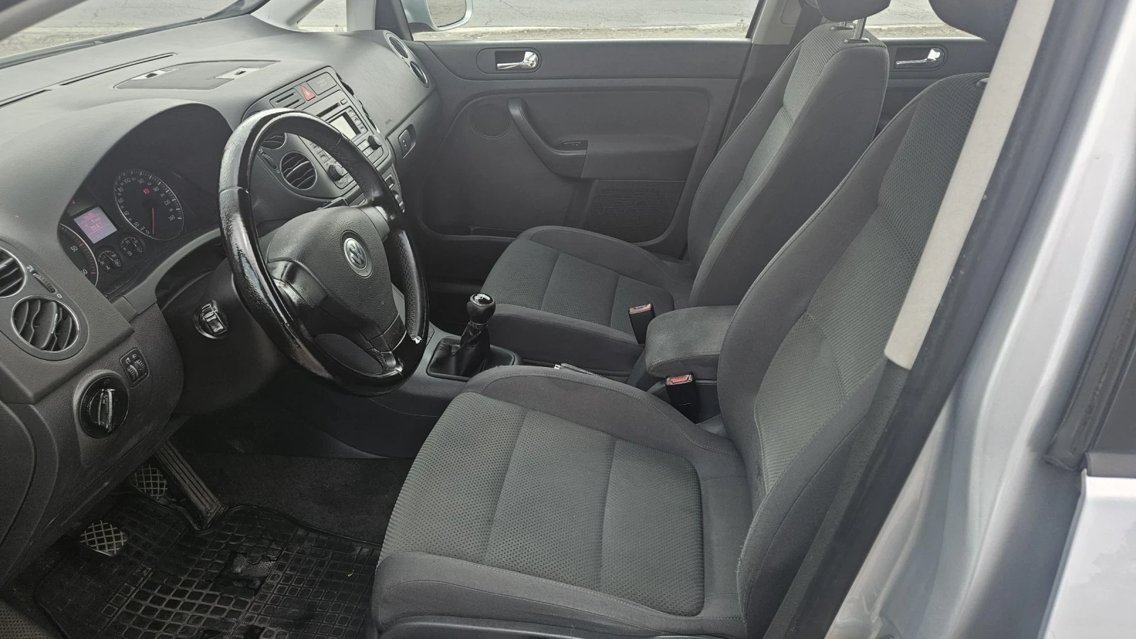 VW Golf Plus  - изображение 8