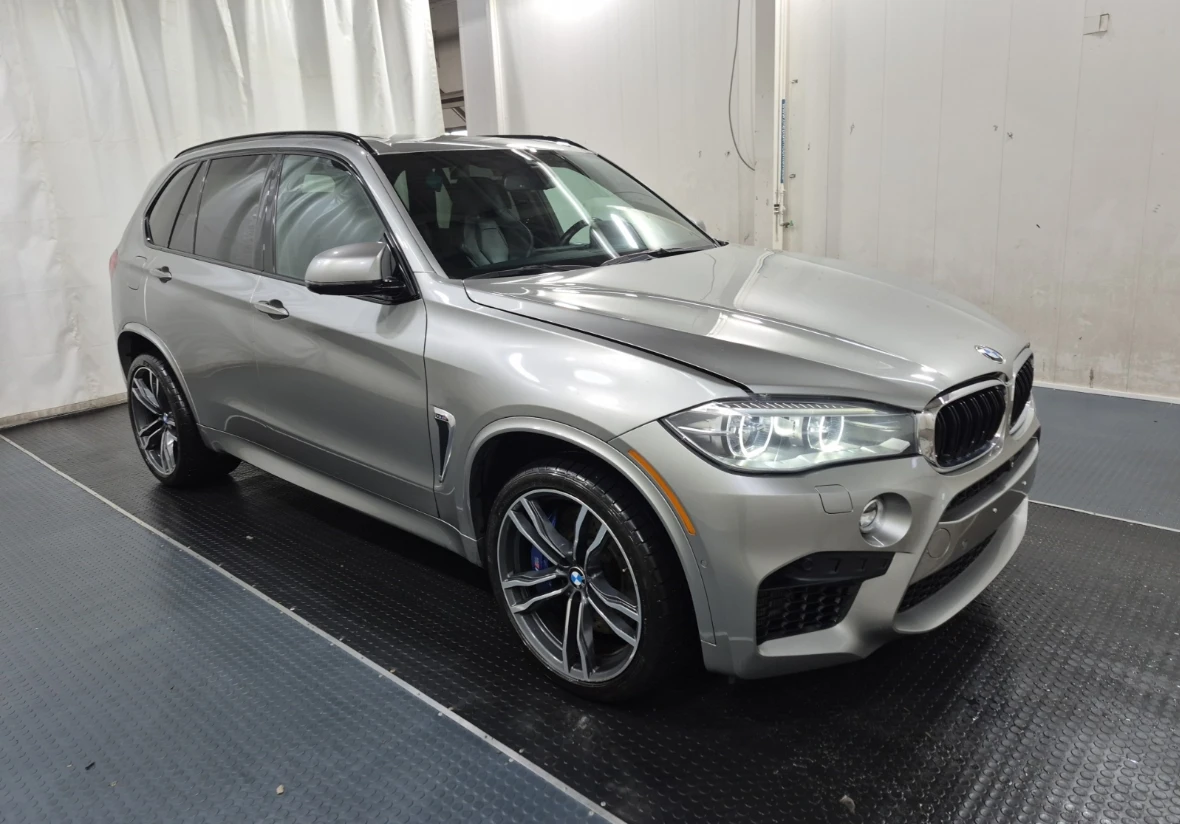 BMW X5M AWD 4DR - изображение 2