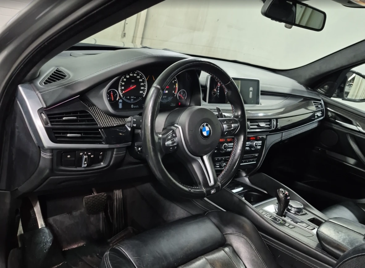 BMW X5M AWD 4DR - изображение 9