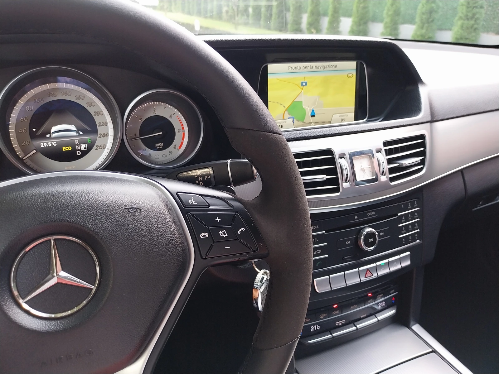 Mercedes-Benz E 250 * E250-204кс* /9G Tronic 4Matic /FACELIFT/ | Mobile.bg — изображение 13