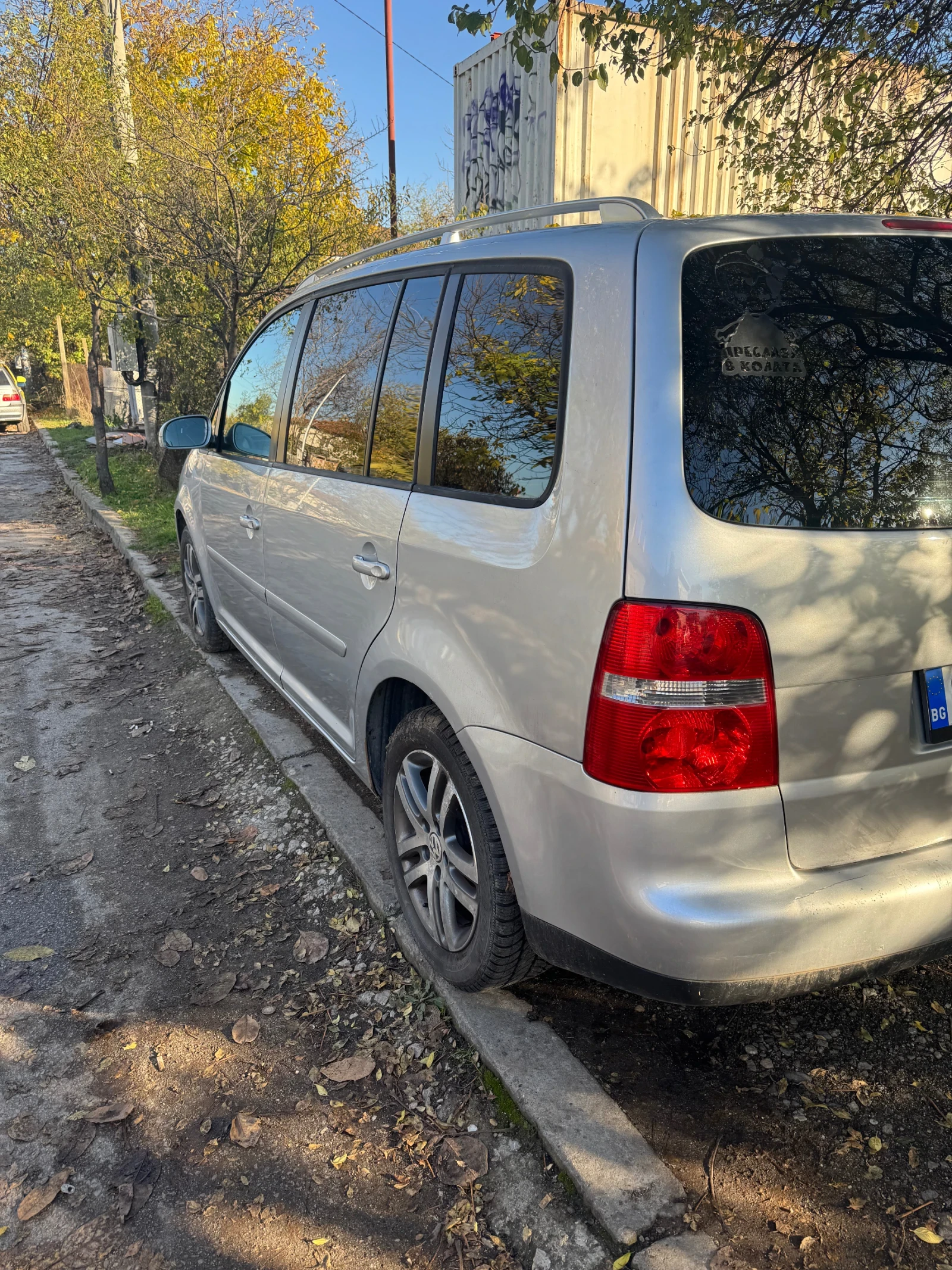 VW Touran 2.0 100 киловата цяла эа части  - изображение 5