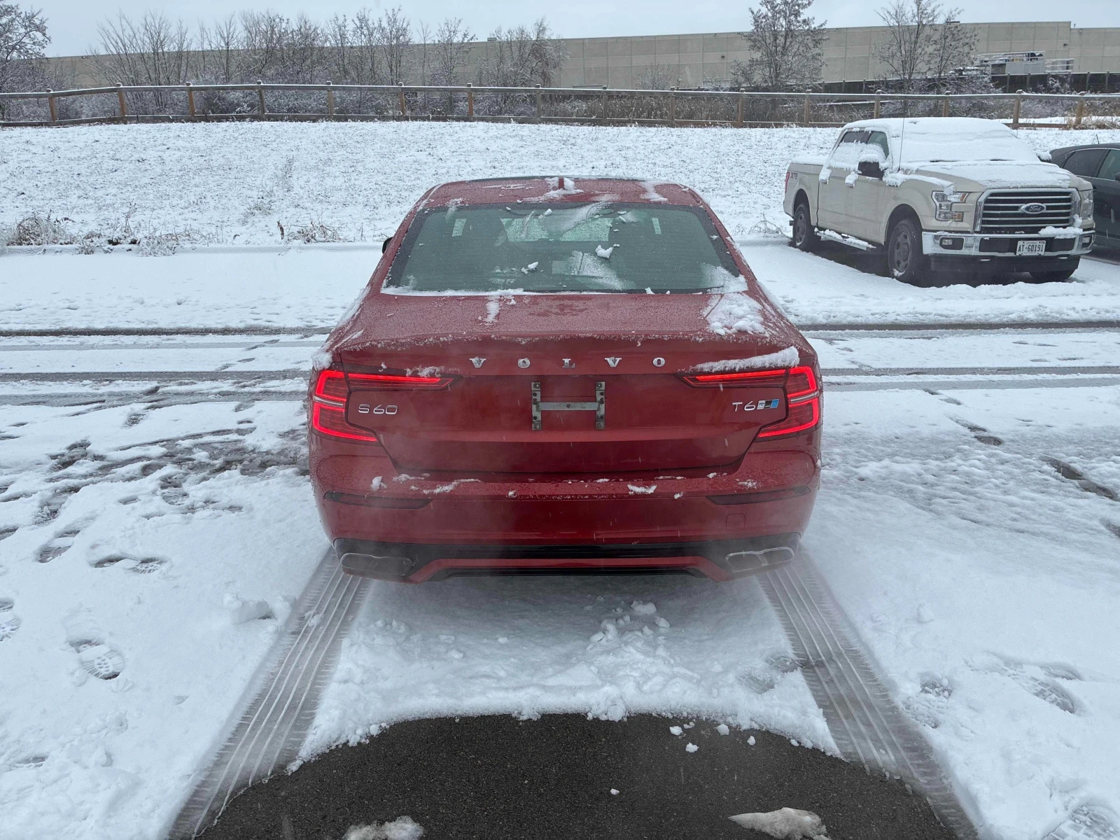 Volvo S60 CARFAX * * АВТО КРЕДИТ * *  - изображение 4