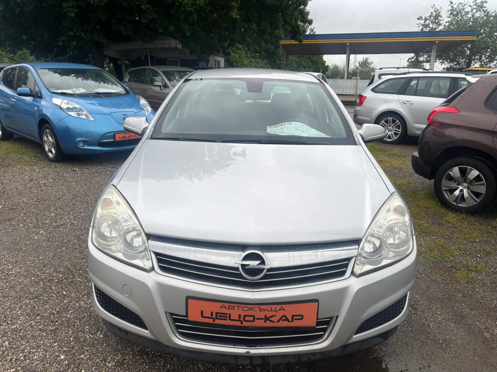 Opel Astra 2010+ 1.6+ ФЕЙС+ С.ИСТОРИЯ-КАТО НОВА, снимка 2 - Автомобили и джипове - 52930544